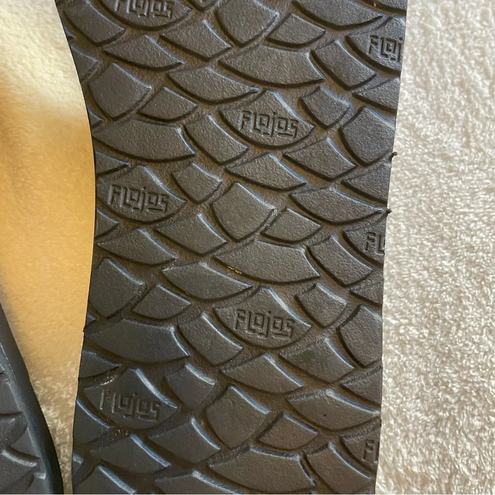 Flojos Black Flip Flops. Size 9